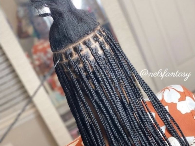 Medium-Small knotless braids